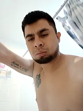 Snapshot of Alexis11197 chatting on 02/20/26, 03:58 Alexis11197 online show from 02/20/26, 03:58