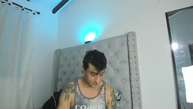 SkinnyDevil12 online show from 02/21/26, 03:40