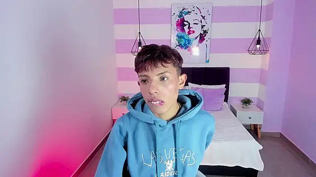  camilo ortiz online show from 03/09/26, 07:40