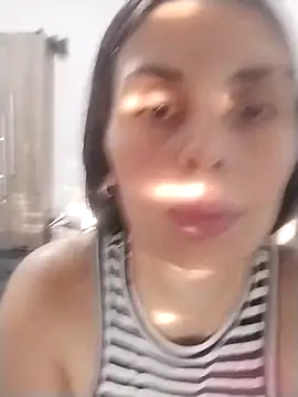 Snapshot of MAGNETICGIRLL91 chatting on 02/19/26, 09:44 MAGNETICGIRLL91 online show from 02/19/26, 09:44