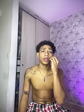 Snapshot of 777_dmz_ chatting on 02/16/26, 07:54 777 dmz online show from 02/16/26, 07:54