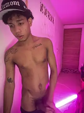 Snapshot of 777_dmz_ chatting on 03/04/26, 02:17 777 dmz online show from 03/04/26, 02:17