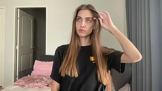 Snapshot of SonyaSweety chatting on 03/02/26, 09:38 SonyaSweety online show from 03/02/26, 09:38