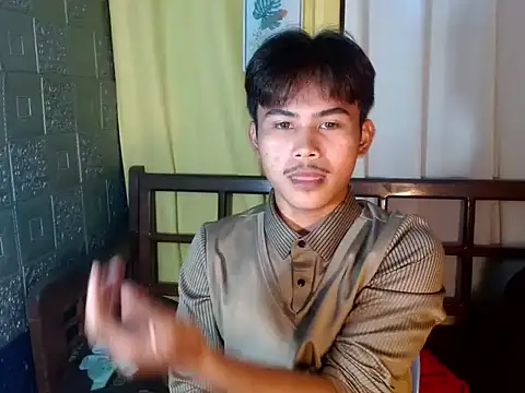 Snapshot of twink_ivanxxxx chatting on 02/11/26, 12:10 twink ivanxxxx online show from 02/11/26, 12:10