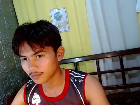 Snapshot of twink_ivanxxxx chatting on 02/19/26, 12:12 twink ivanxxxx online show from 02/19/26, 12:12