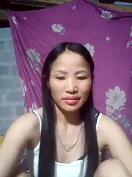 Snapshot of nhynhy11 chatting on 03/01/26, 11:18 nhynhy11 online show from 03/01/26, 11:18