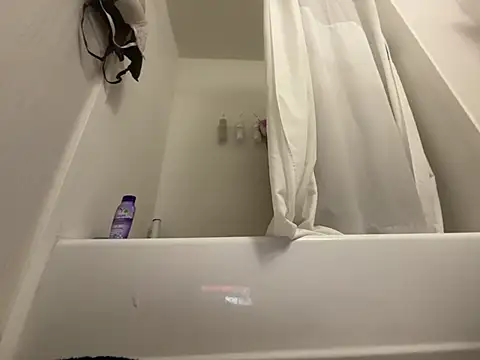 Goldie Glows63 online show from 04/15/26, 03:41