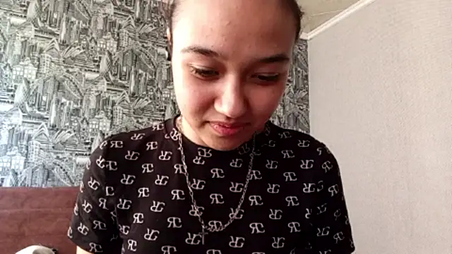 Snapshot of AnnettaBelsito chatting on 05/15/26, 12:12 AnnettaBelsito online show from 05/15/26, 12:12
