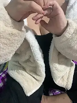 Snapshot of hamoi11 chatting on 02/08/26, 10:29 hamoi11 online show from 02/08/26, 10:29