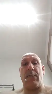 Snapshot of Hardlongbig chatting on 02/09/26, 09:02 Hardlongbig online show from 02/09/26, 09:02