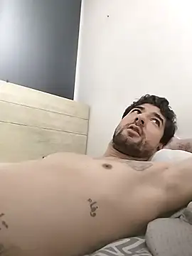 Snapshot of Camilo696903 chatting on 02/24/26, 10:30 Camilo696903 online show from 02/24/26, 10:30