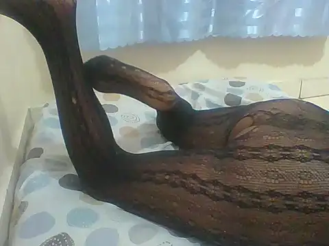 Snapshot of Latin_toes chatting on 02/22/26, 09:30 Latin toes online show from 02/22/26, 09:30