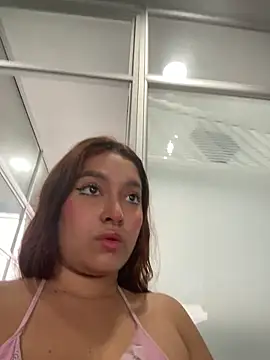 Snapshot of Emily_Harpeer chatting on 02/06/26, 11:46 Emily Harpeer online show from 02/06/26, 11:46