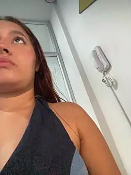 Snapshot of Emily_Harpeer chatting on 03/02/26, 11:28 Emily Harpeer online show from 03/02/26, 11:28