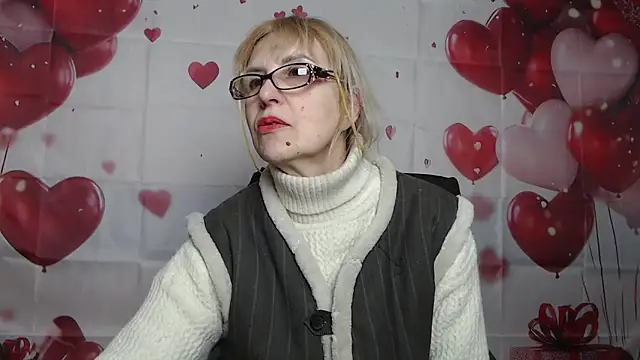 Snapshot of PattySanny chatting on 02/12/26, 12:00 PattySanny online show from 02/12/26, 12:00