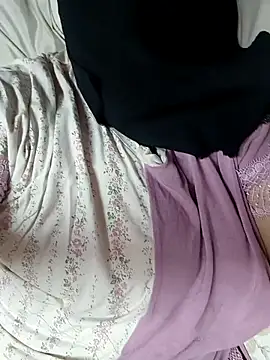 Warda Egy online show from 04/09/26, 02:11