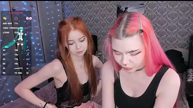 Snapshot of Veldenga chatting on 03/04/26, 07:47 Veldenga online show from 03/04/26, 07:47