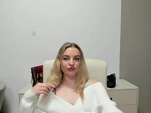 BlankaXCute online show from 02/10/26, 03:05