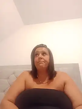 louisa36 online show from 06/19/26, 10:35