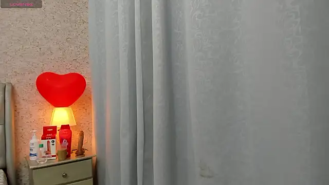 Snapshot of angelica_rober chatting on 02/18/26, 11:50 angelica rober online show from 02/18/26, 11:50