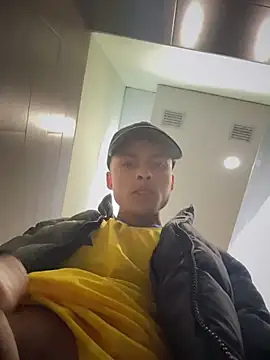 Snapshot of Eros_lee chatting on 07/03/26, 10:38 Eros lee online show from 07/03/26, 10:38
