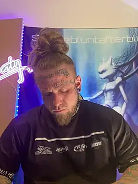 Snapshot of Smokebluntafterblunt chatting on 02/27/26, 01:27 Smokebluntafterblunt online show from 02/27/26, 01:27