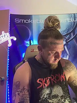 Snapshot of Smokebluntafterblunt chatting on 02/27/26, 01:33 Smokebluntafterblunt online show from 02/27/26, 01:33