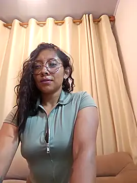 Snapshot of Camila_Lopez1 chatting on 02/10/26, 02:48 Camila Lopez1 online show from 02/10/26, 02:48