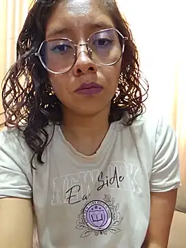 Snapshot of Camila_Lopez1 chatting on 05/26/26, 03:30 Camila Lopez1 online show from 05/26/26, 03:30