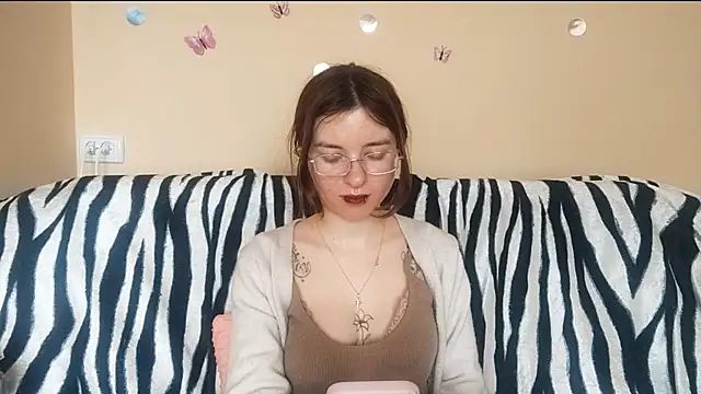 LanitaHemple online show from 04/20/26, 01:25