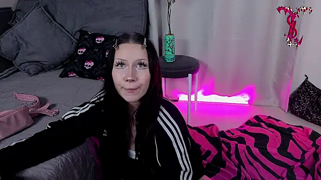 xdigitalxhoe online show from 06/01/26, 08:43