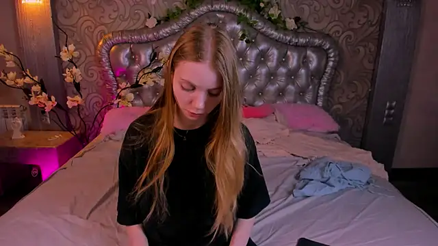 lada2k4 online show from 06/01/26, 05:09