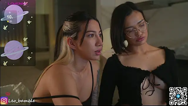 Snapshot of Eliasian chatting on 02/22/26, 04:38 Eliasian online show from 02/22/26, 04:38