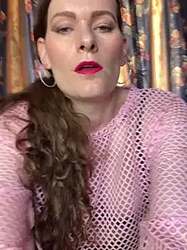 Midnight Munch online show from 04/10/26, 07:46