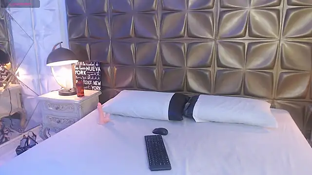 LunaJohns online show from 03/05/26, 12:12