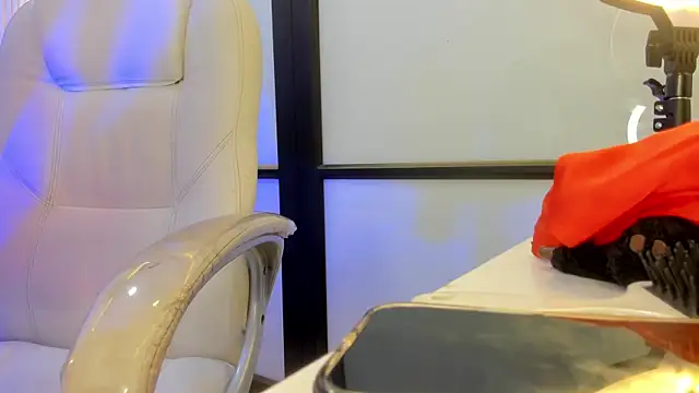 lorraineHunter online show from 04/02/26, 12:03