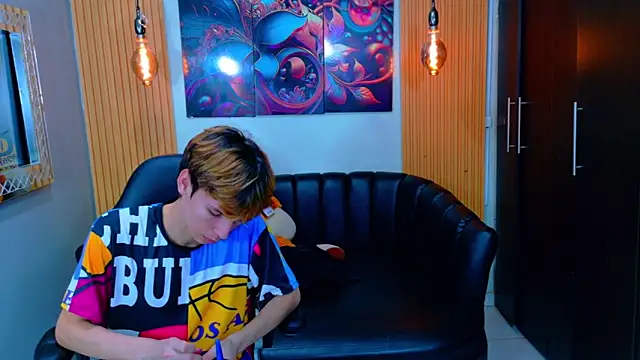 Liam Green1 online show from 02/08/26, 06:33