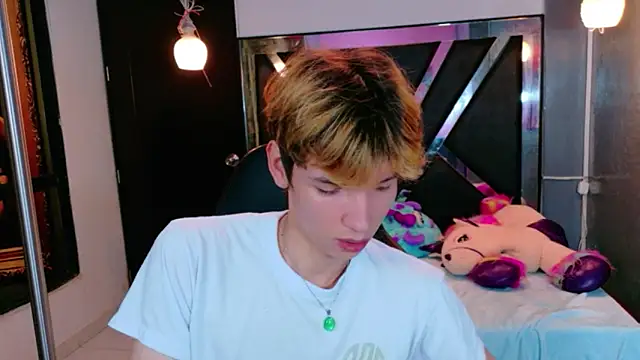 Liam Green1 online show from 02/16/26, 12:45