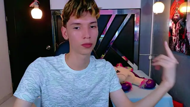 Liam Green1 online show from 02/27/26, 07:47