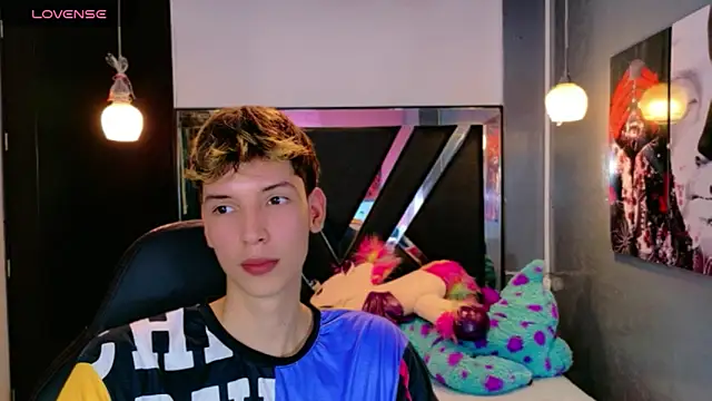 Liam Green1 online show from 03/04/26, 06:58