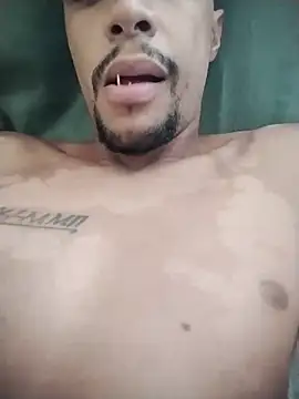 Jmartinss69 online show from 02/09/26, 04:55