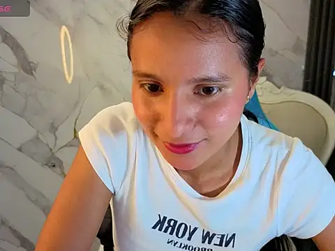 Cataleya23 a online show from 04/24/26, 10:23