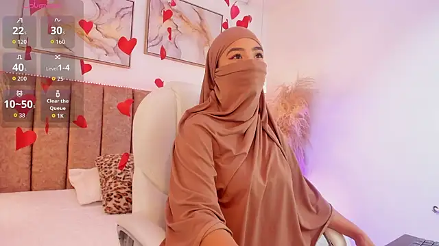 Snapshot of Yaasmin_ chatting on 02/14/26, 06:48 Yaasmin online show from 02/14/26, 06:48