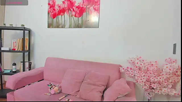 Kitty f00x online show from 06/20/26, 01:36