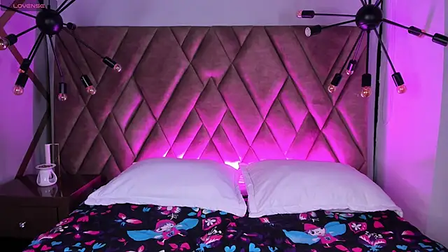 Aris Suarez online show from 04/10/26, 05:01