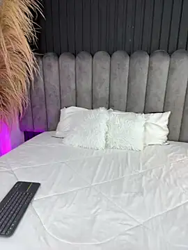 Snapshot of Nanda_vixen_ chatting on 03/03/26, 08:48 Nanda vixen online show from 03/03/26, 08:48