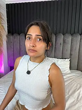 Nanda vixen  online show from 04/02/26, 11:46