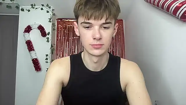 Snapshot of YourMilkyGuy chatting on 02/12/26, 03:40 YourMilkyGuy online show from 02/12/26, 03:40