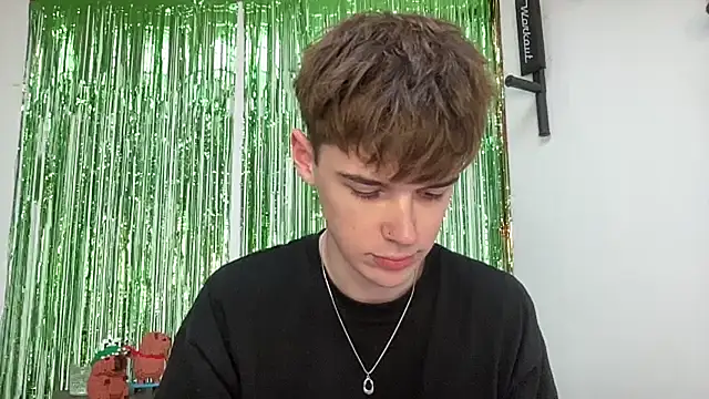 Snapshot of YourMilkyGuy chatting on 02/24/26, 02:26 YourMilkyGuy online show from 02/24/26, 02:26