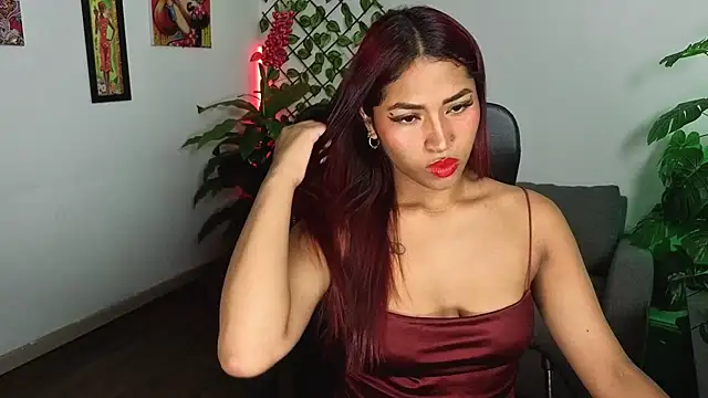 ChloeLombardi  online show from 07/11/26, 03:04